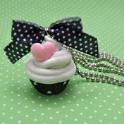 Colar Cupcake Love Pretérito Perfeito