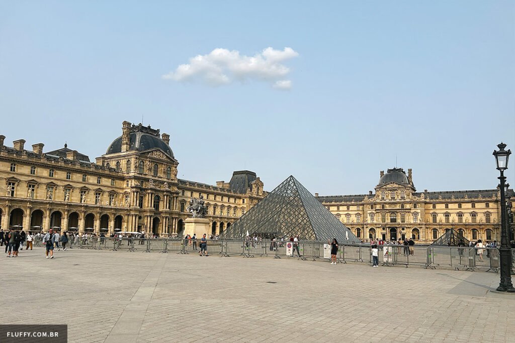 museu do louvre paris