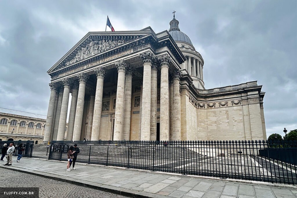 panteão paris em 2 dias